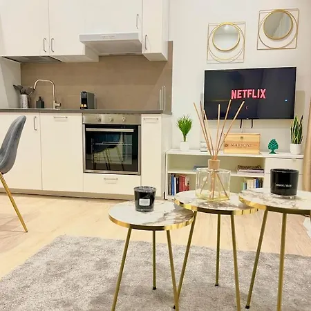 The Boutique House - Treasure Trove - Gold Apartment Milan